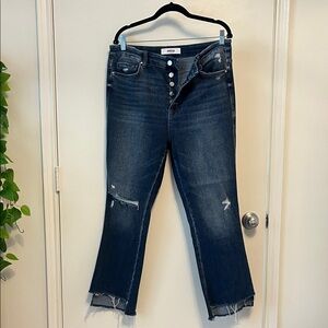 Plus Size Cropped Distressed Jeans